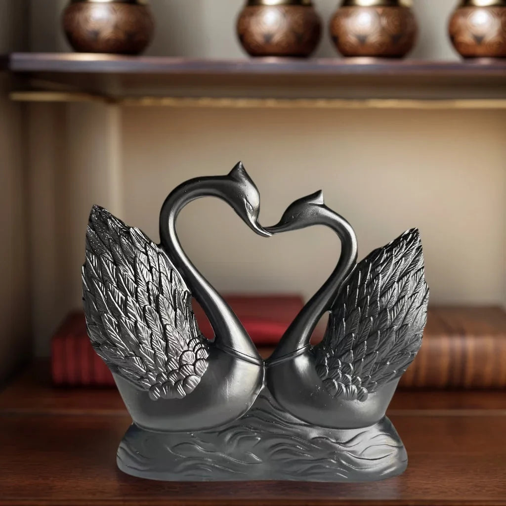 1 Piece of Simple and Modern Heart-To-Heart Couple Swan Statue Ornament, Romantic Love Home Decoration, Romantic Art Sculpture for Living Room Tabletop